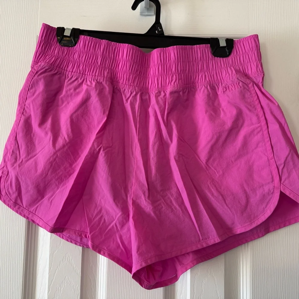 PINK Victoria’s Secret Active Hot Pink Running Shorts L‎ Athletic Y2K